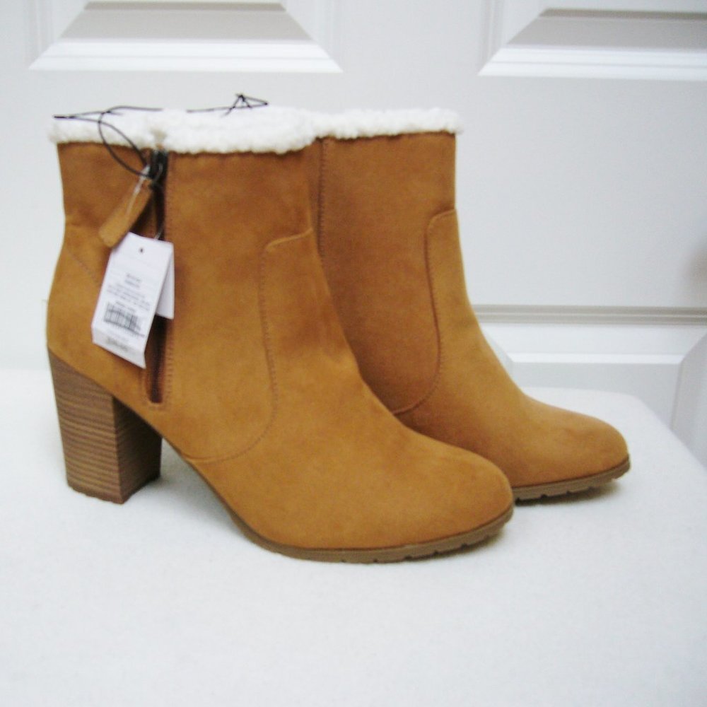 New Universal Thread Faux Fur Ankle Bootie